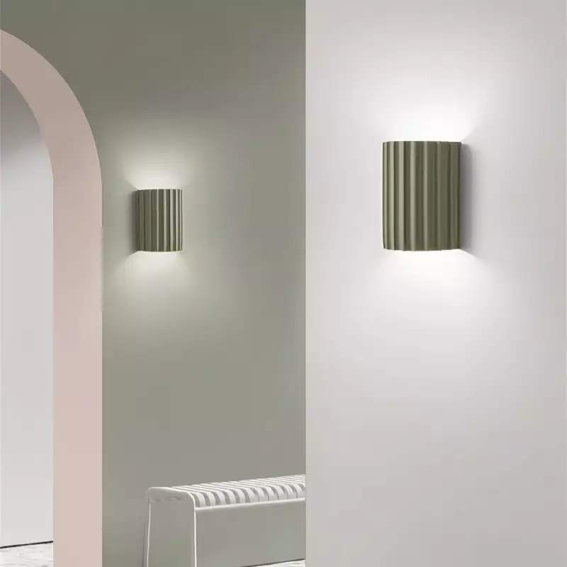 Moderne LED Væglampe med Blødt Stemningslys til Hjemmet