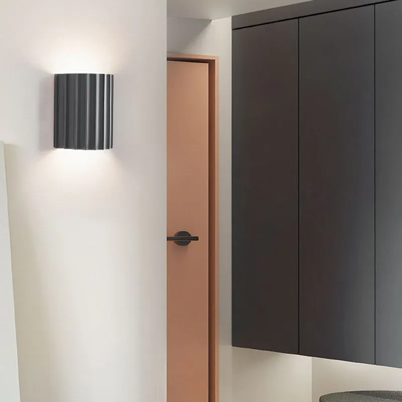 Moderne LED Væglampe med Blødt Stemningslys til Hjemmet