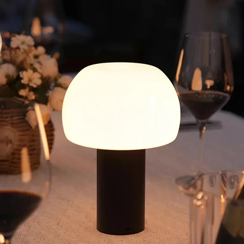 Fleksibel Genopladelig LED Bordlampe til Alle Rum
