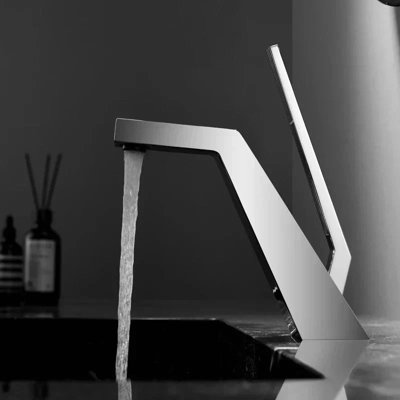 Moderne Vandhane i Metal – Stil og Let Betjening