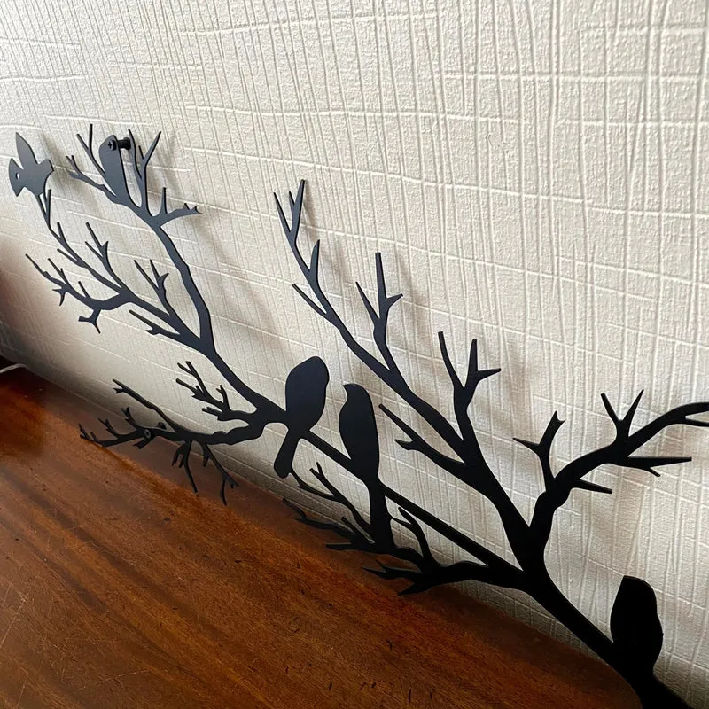 Naturinspireret Metal Vægkunst med Fugle - Tidløs Elegance