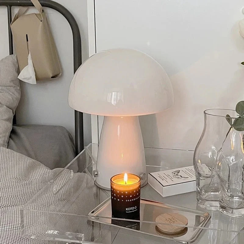 Mushrooms Lampe med Blød Belysning og Moderne Design