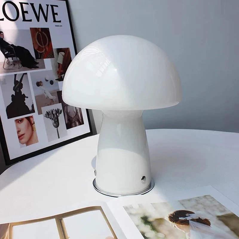 Mushrooms Lampe med Blød Belysning og Moderne Design