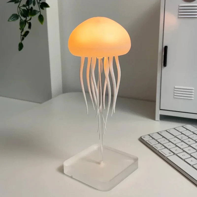 Beroligende LED-lampe med Naturtro Medusabevægelse