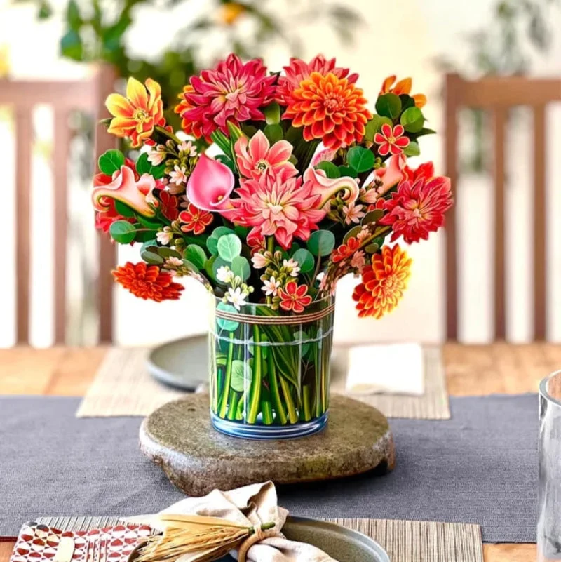 Evighedsbuket: Uforglemmelig 3D Blomsterhilsen i Kort
