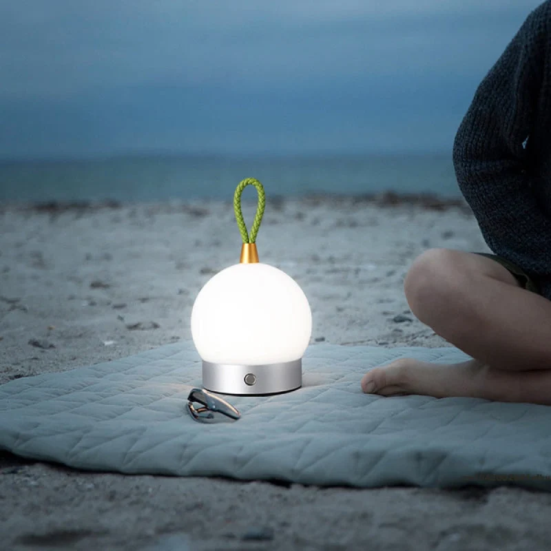 Transportabel Vandtæt LED Bordlampe med Lang Batteritid