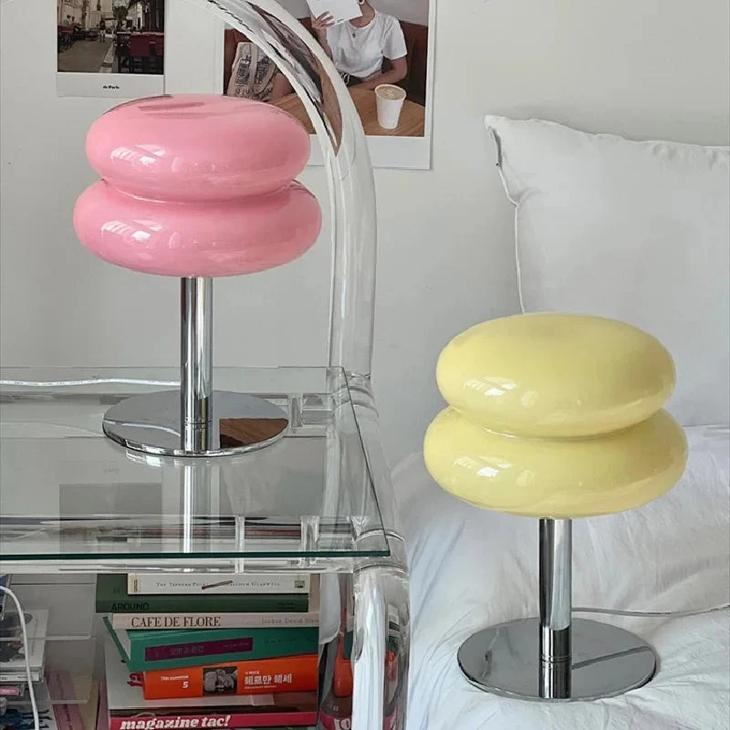 Elegant LED Bordlampe i Glas med Blød Belysning
