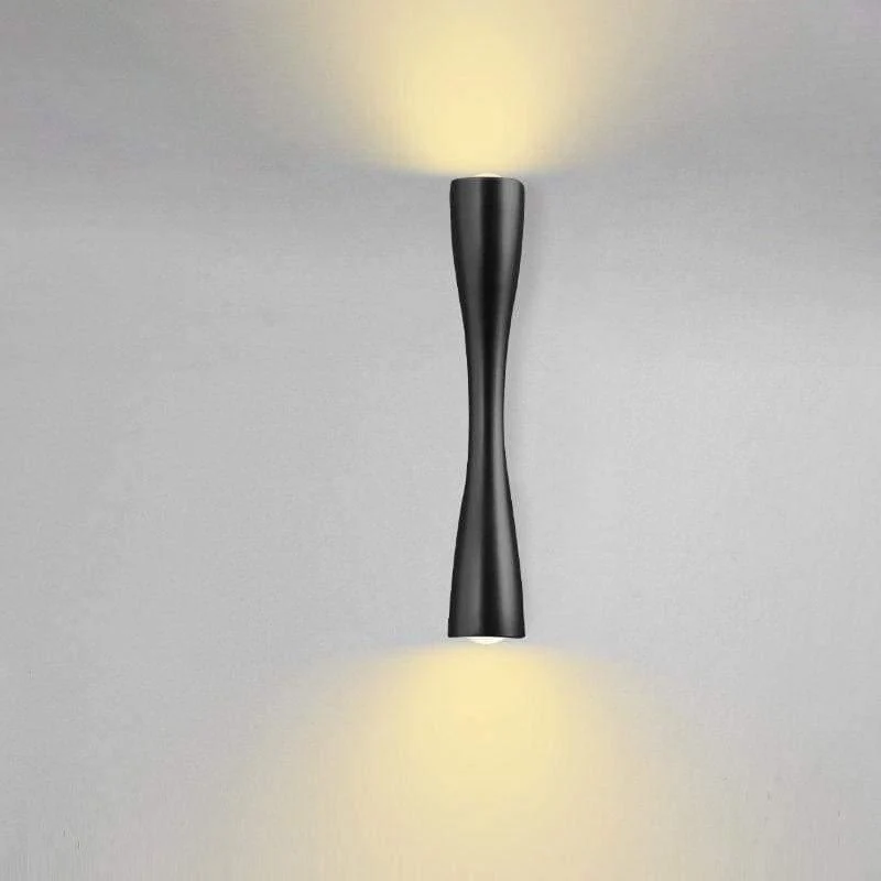Elegant LED Væglampe med Pladsbesparende Design