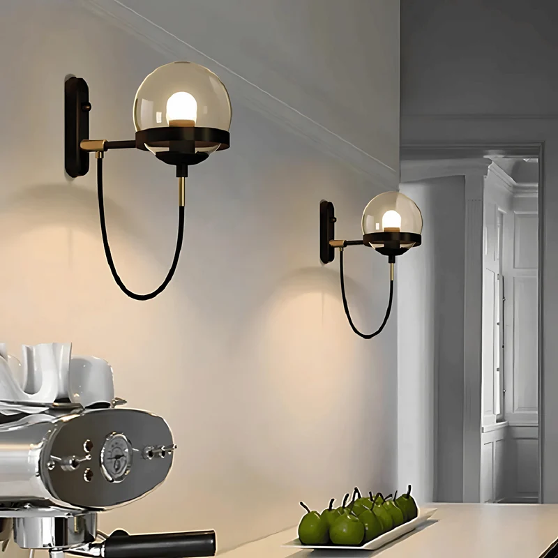 Elegant LED-væglampe med energibesparende lysdesign