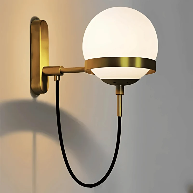 Elegant LED-væglampe med energibesparende lysdesign
