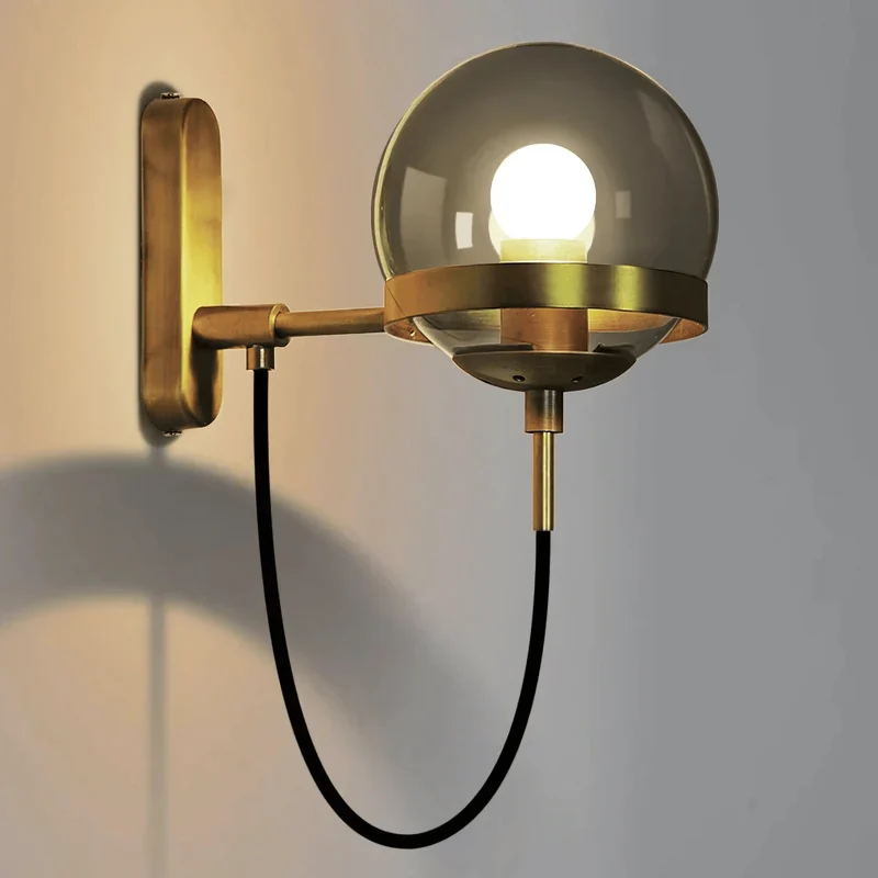Elegant LED-væglampe med energibesparende lysdesign