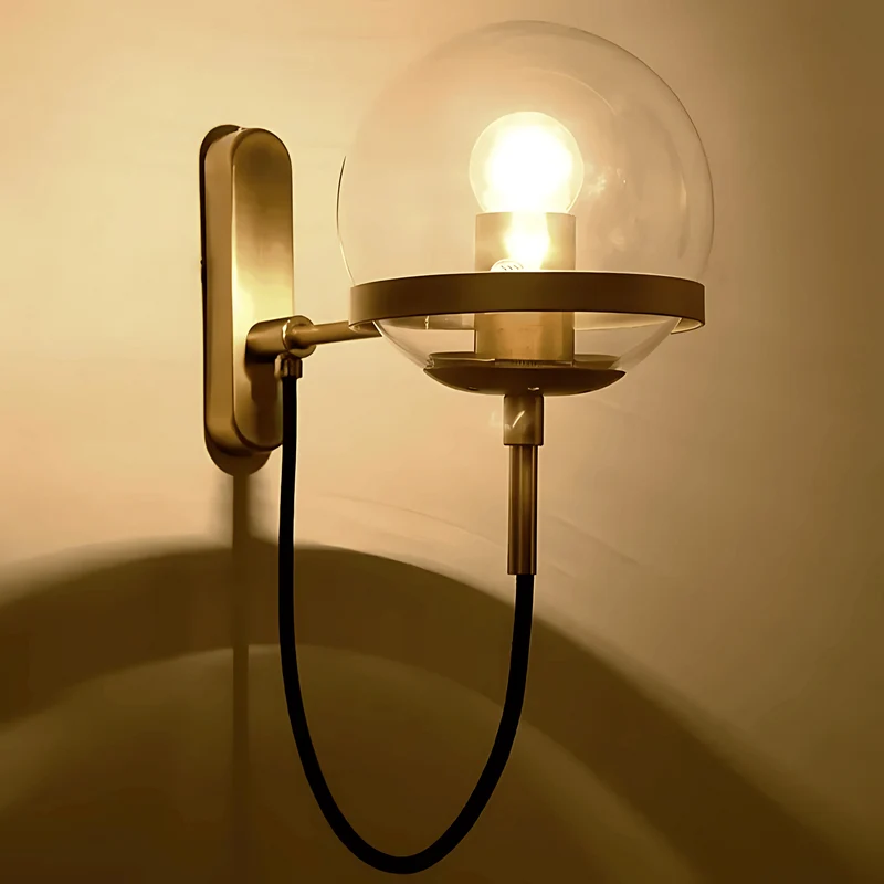 Elegant LED-væglampe med energibesparende lysdesign