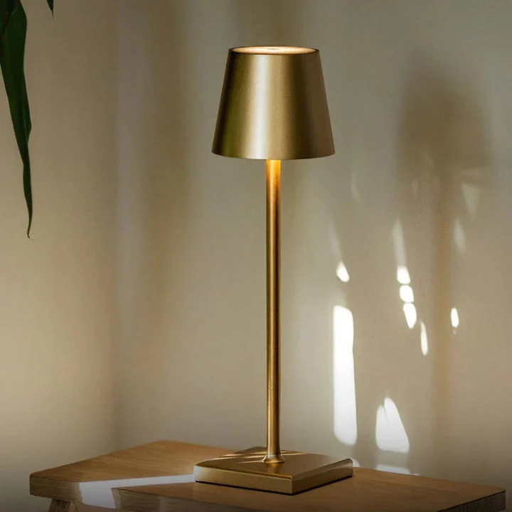 Trådløs bordlampe med lang batteritid og elegant design