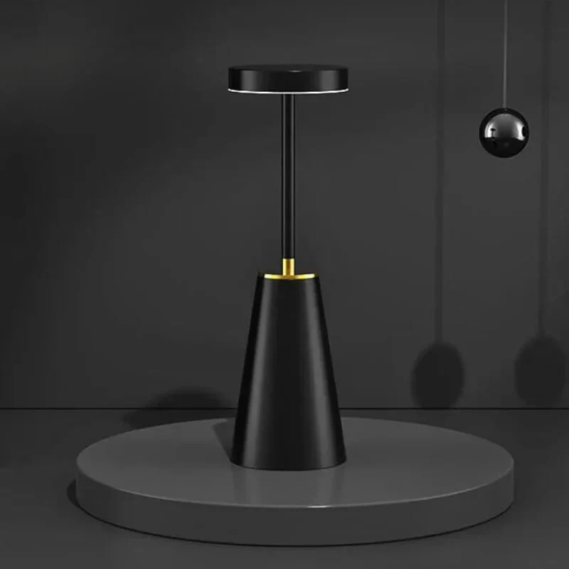 Trådløs LED Bordlampe med Lang Batterilevetid og Touch-Kontrol