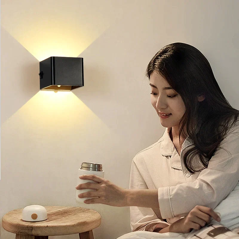Trådløs Væglampe med Sensor og Lang Batterilevetid