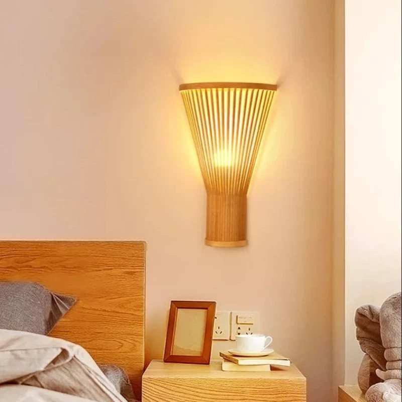 Bambus Væglampe med Naturligt Skær til Hygge og Elegance