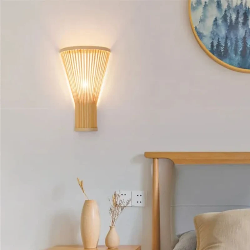 Bambus Væglampe med Naturligt Skær til Hygge og Elegance