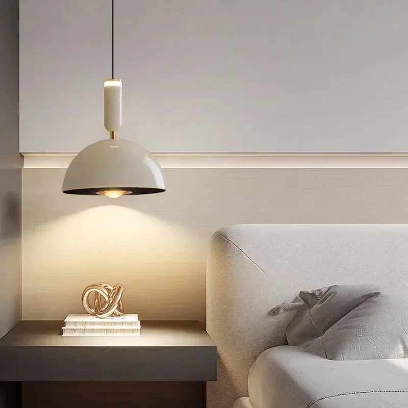 Elegant LED-hængelampe: Justerbar og Stilfuld Belysning