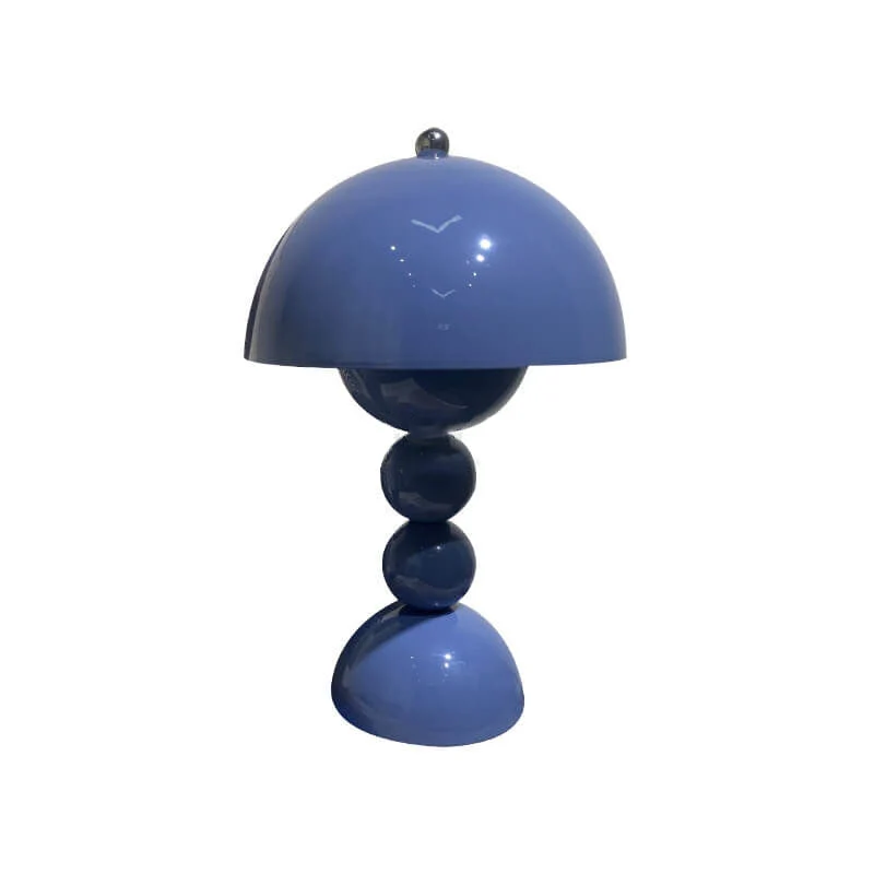 Elegant Nordisk Bordlampe med Moderne Svampedesign
