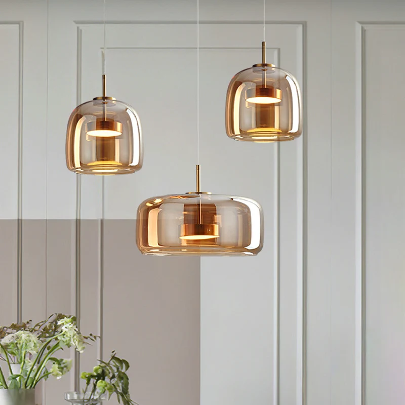 Gylden Retro LED Pendel med Energioptimeret Belysning