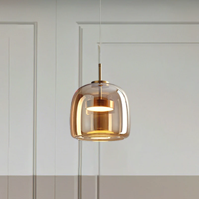 Gylden Retro LED Pendel med Energioptimeret Belysning