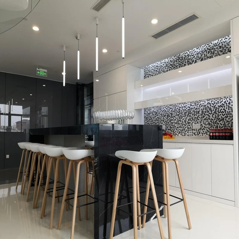 Elegant Nordisk Pendel med Energieffektiv LED-belysning