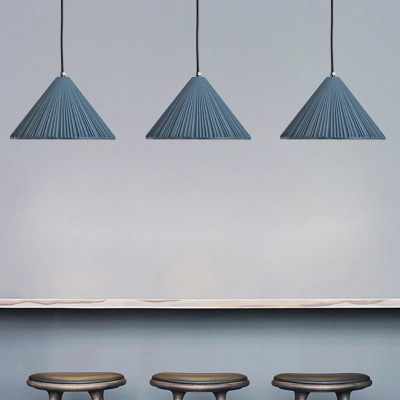 Elegant Harpiksloftlampe med Blød Belysning til Moderne Hjem