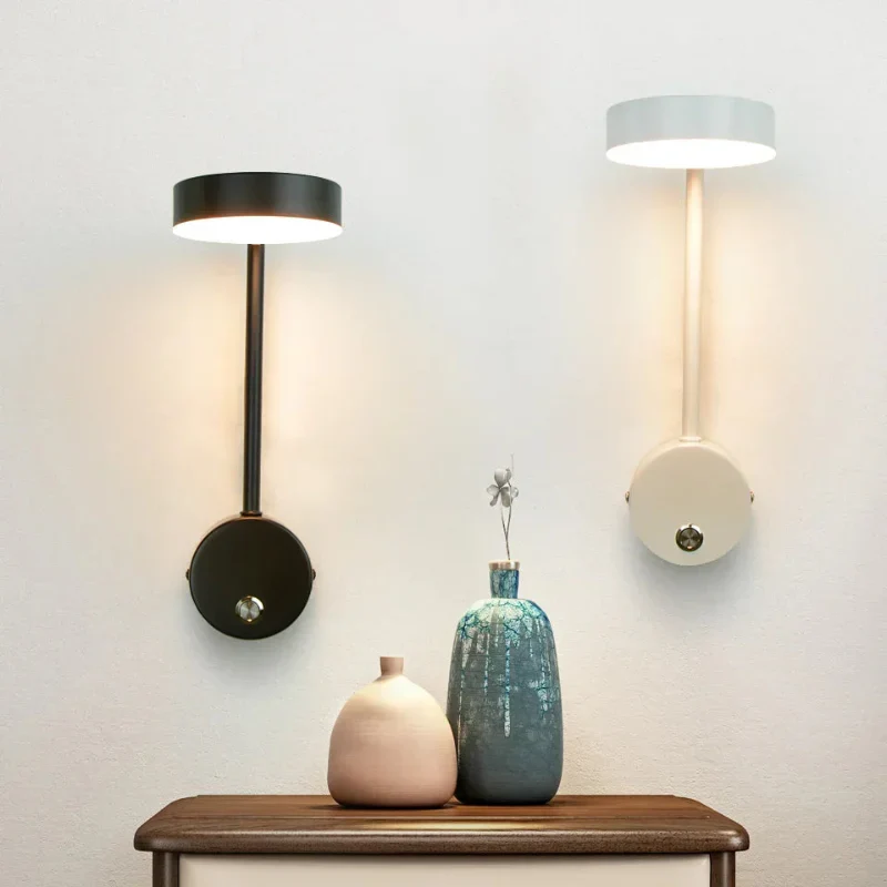 Elegant LED-væglampe med 360° justerbart lys