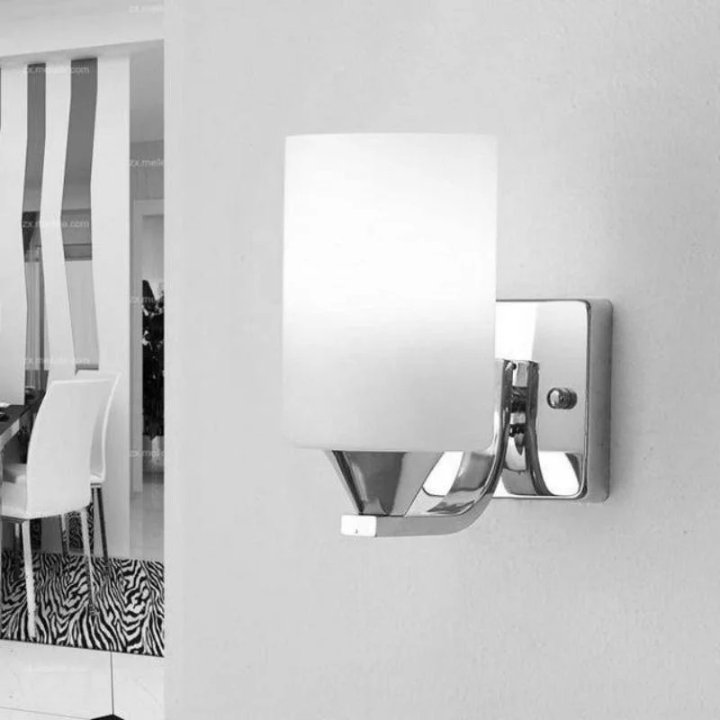 Elegant krom LED-væglampe med moderne design