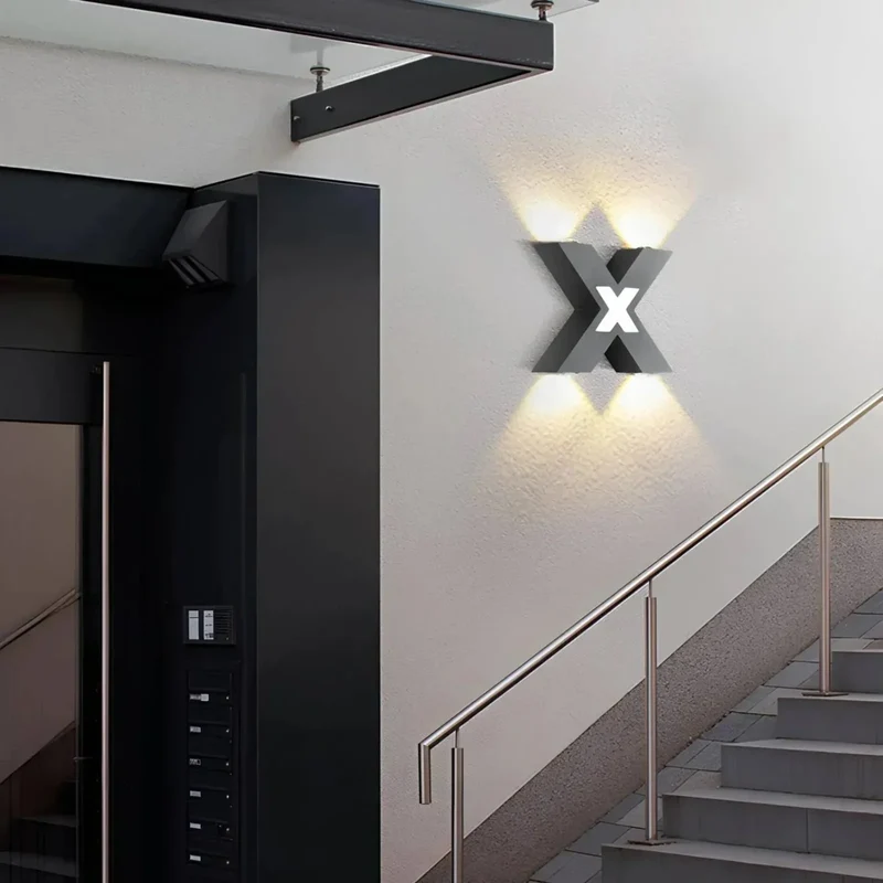 Elegant LED-væglampe med vejrbestandig funktionalitet