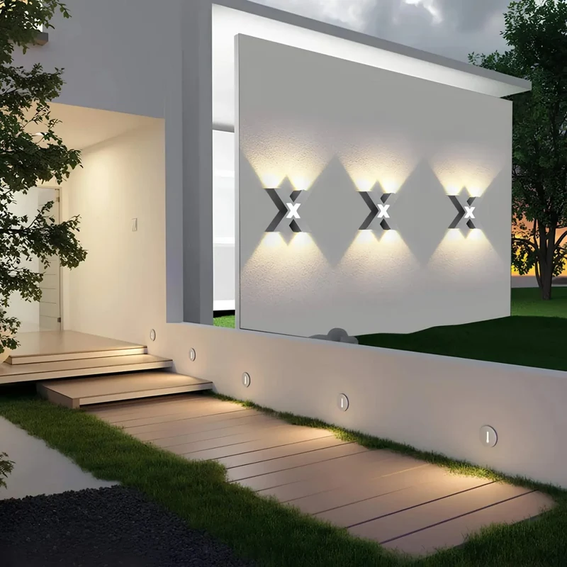 Elegant LED-væglampe med vejrbestandig funktionalitet
