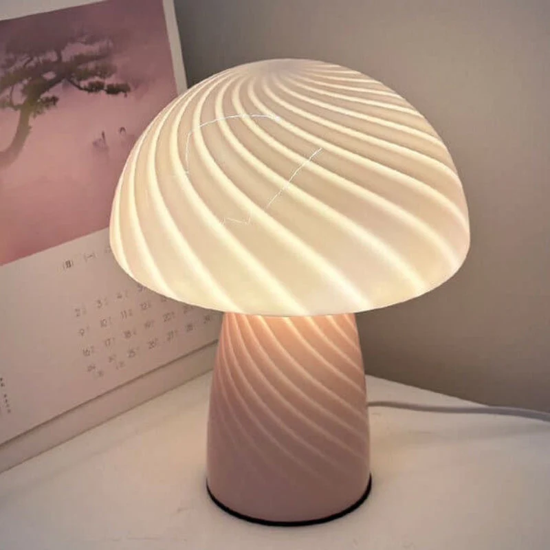 Stilfuld Svampebordslampe i Glas - Skab Hyggebelysning