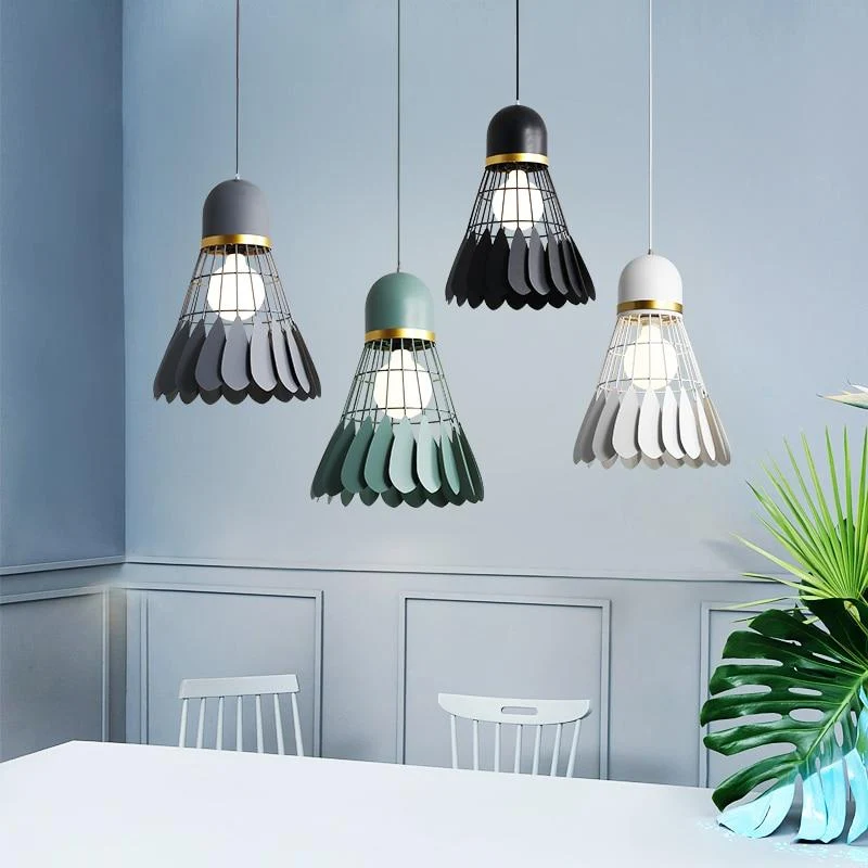 Stilren Hængelampe med Sporty Nordisk Design