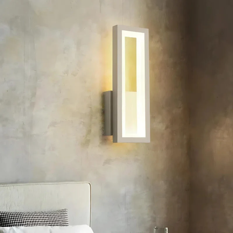 Elegant LED-væglampe med justerbart lys og energieffektivitet
