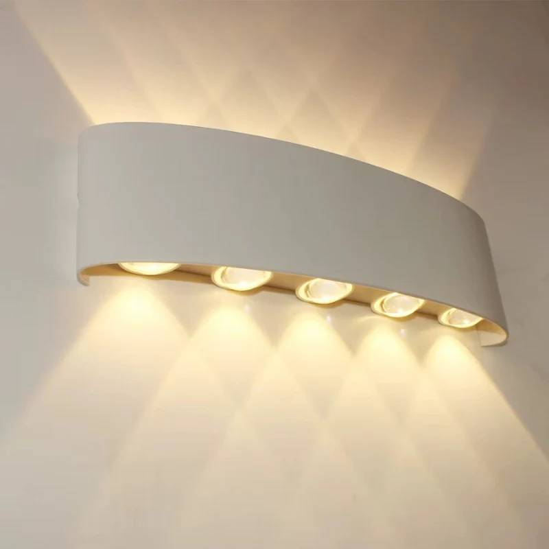Elegant Udendørs LED-lampe - Vejrbestandig og Stilfuld