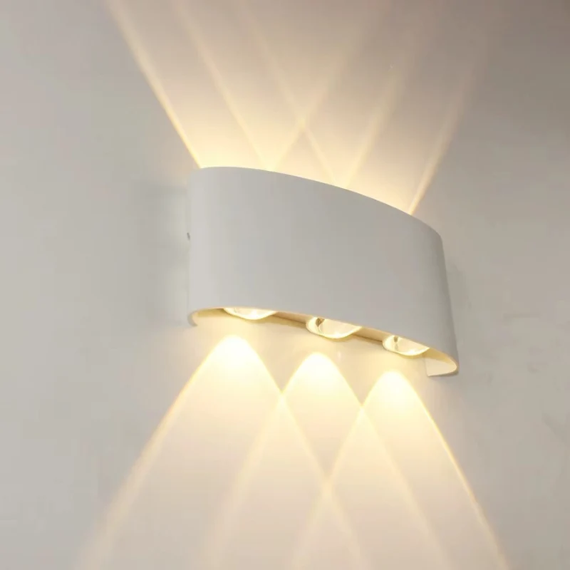 Elegant Udendørs LED-lampe - Vejrbestandig og Stilfuld