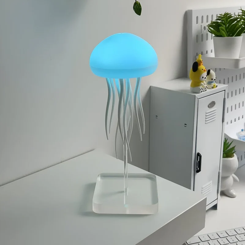 Beroligende LED-lampe med livagtige vandmænd til dit hjem