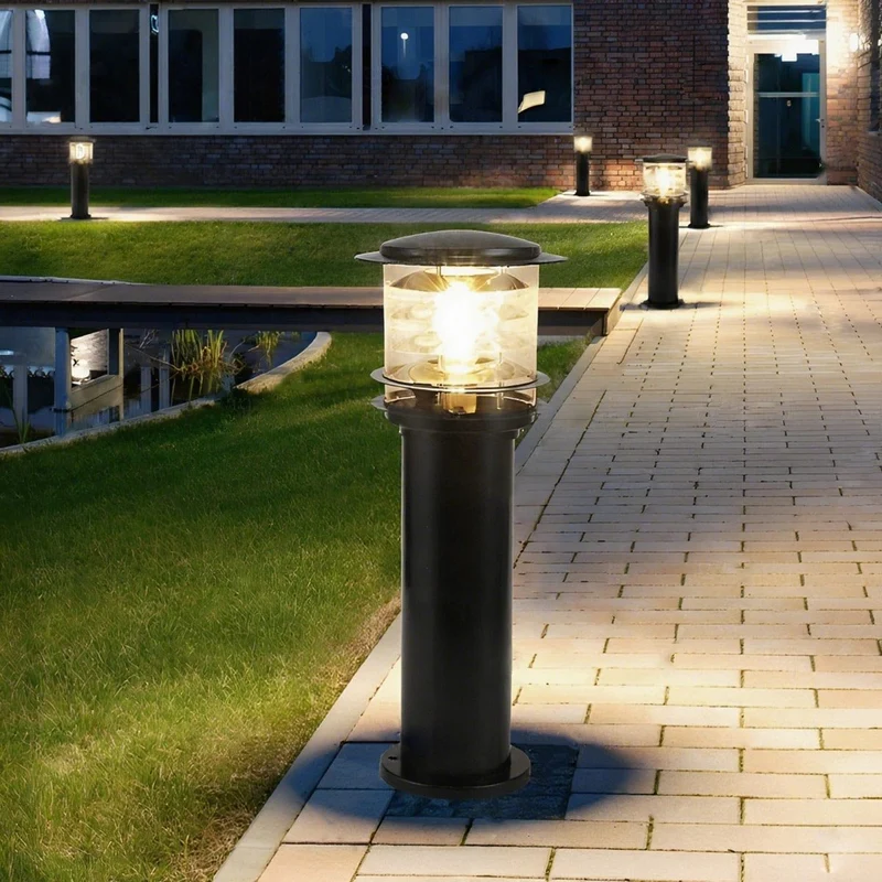 Stilfuld vandtæt LED udendørslampe – lys til alle årstider