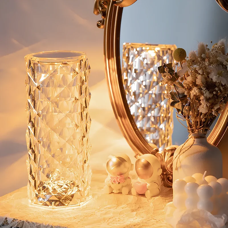 Stilfuld Akryl Bordlampe med Touch & Farvevalg
