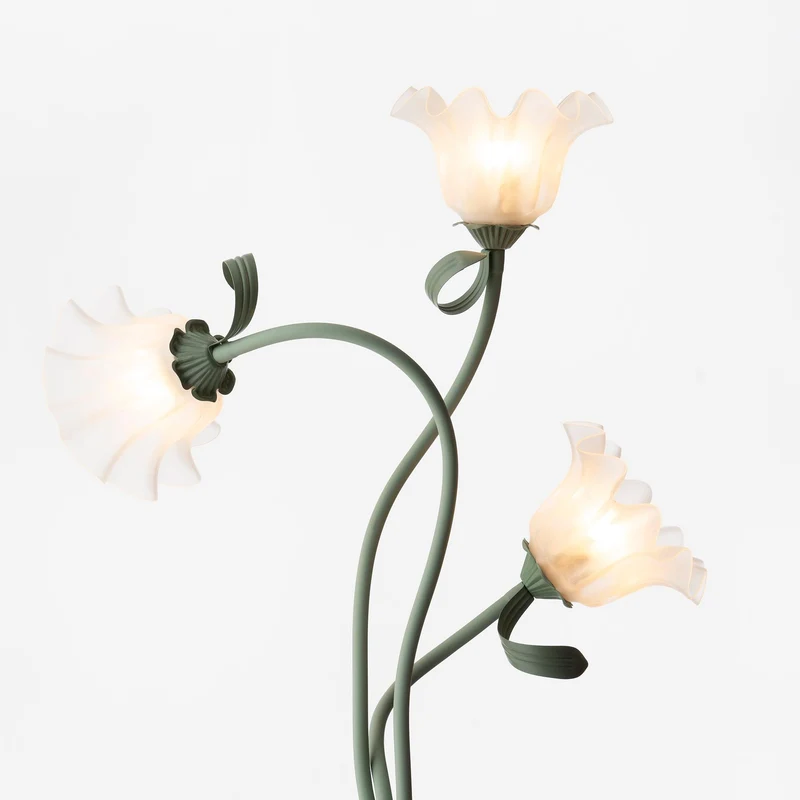Flot Gulvlampe med Blomstrede Glas og Varm LED-belysning