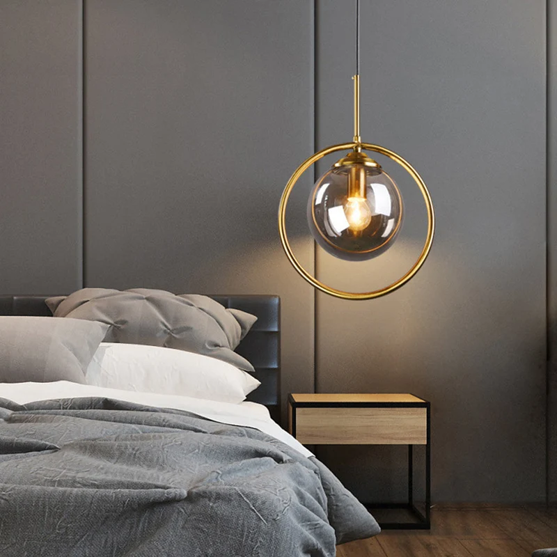 Elegant Glaspendel med Gylden Ramme til Moderne Hjem