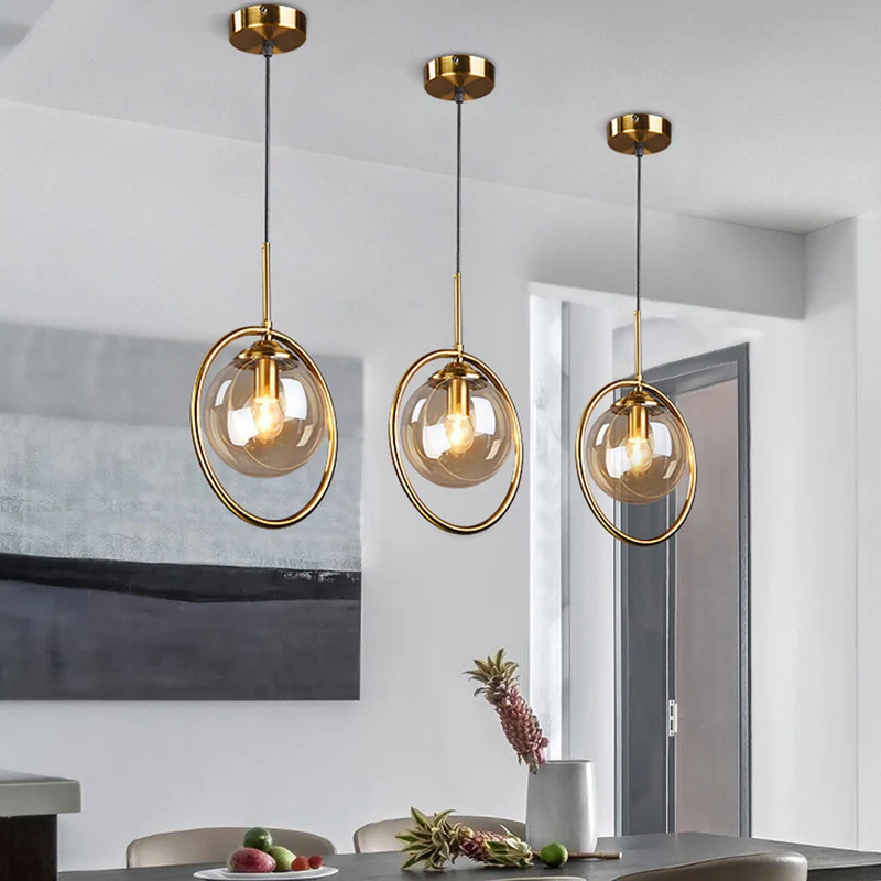 Elegant Glaspendel med Gylden Ramme til Moderne Hjem
