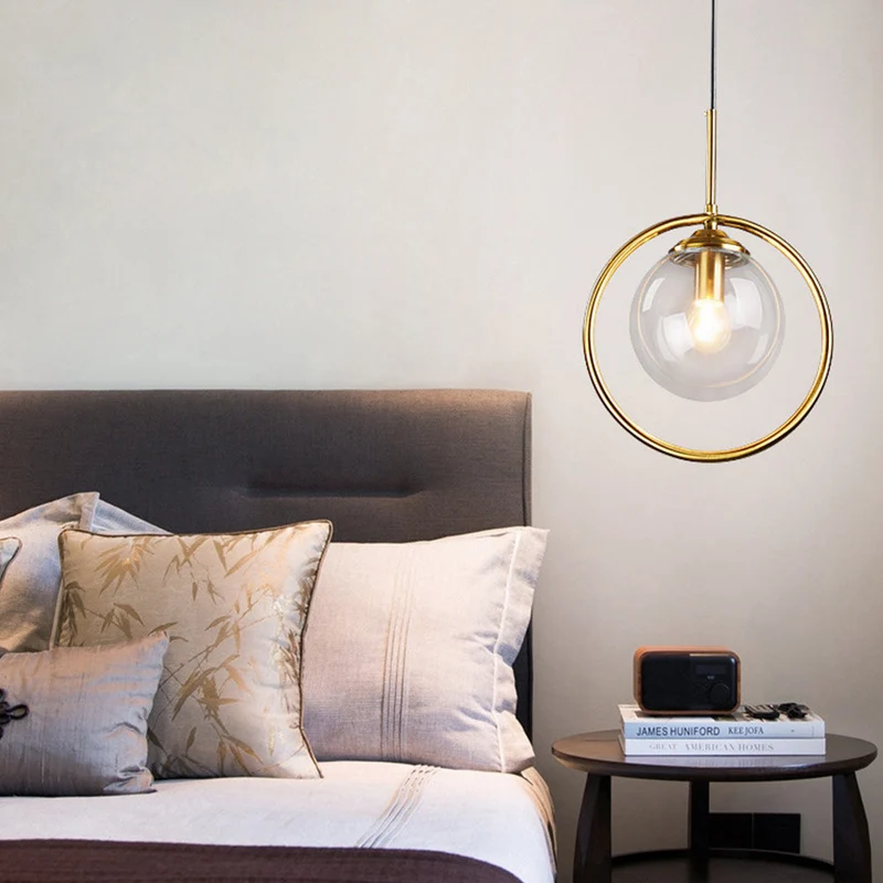 Elegant Glaspendel med Gylden Ramme til Moderne Hjem