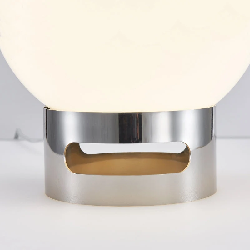 Elegant Glasbordlampe med Energibesparende LED-lys