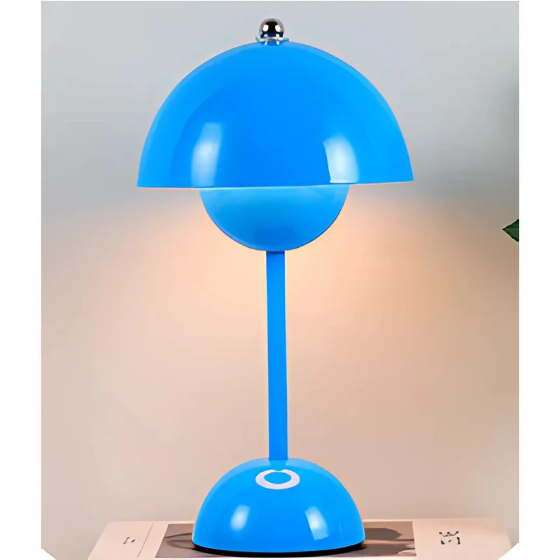 Stilfuld Natlampe i Metal med Touch Sensor og Justerbart Lys