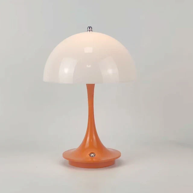 Trådløs Natlampe med Genopladelig LED og Stilrent Design