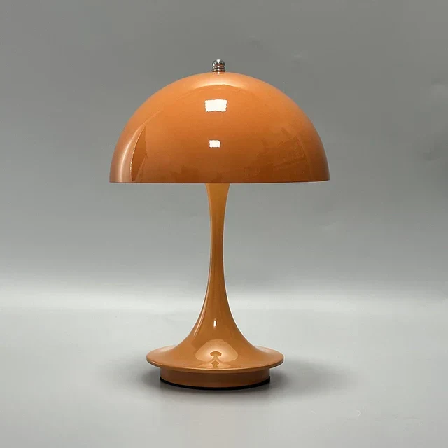 Trådløs Natlampe med Genopladelig LED og Stilrent Design