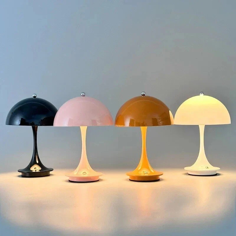 Trådløs Natlampe med Genopladelig LED og Stilrent Design