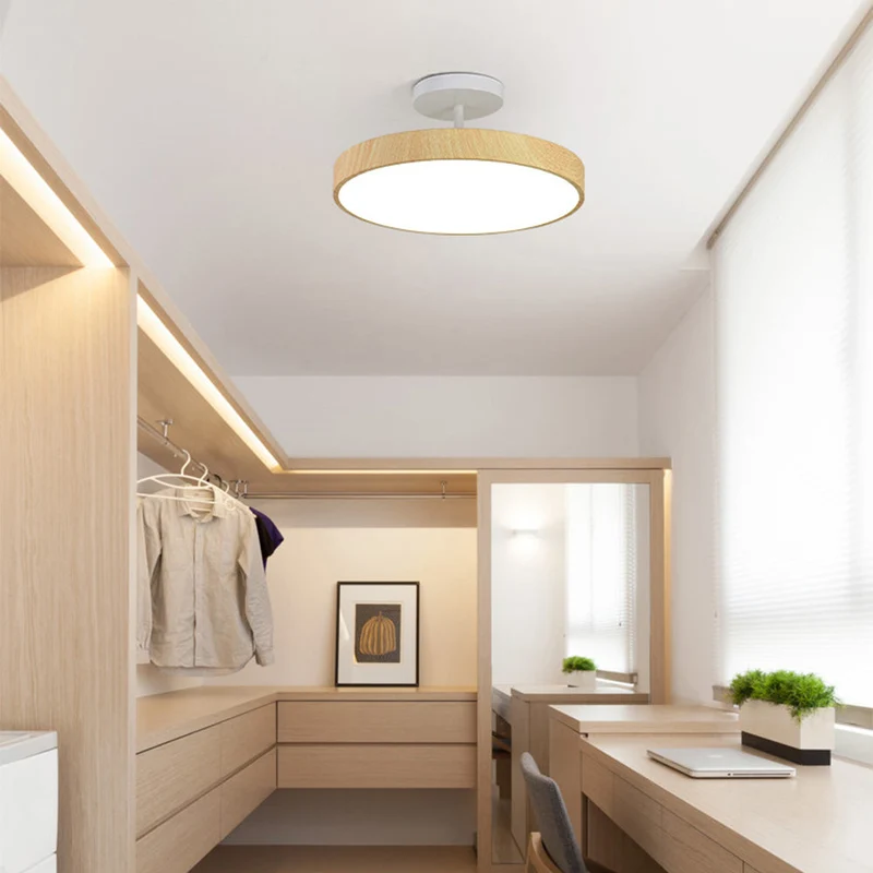 Stilfuldt Loftlys i Træ med Energibesparende LED