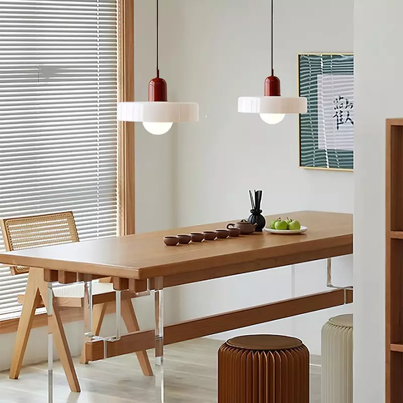 Farverig Glaspendel med Moderne Design til Hjemmet